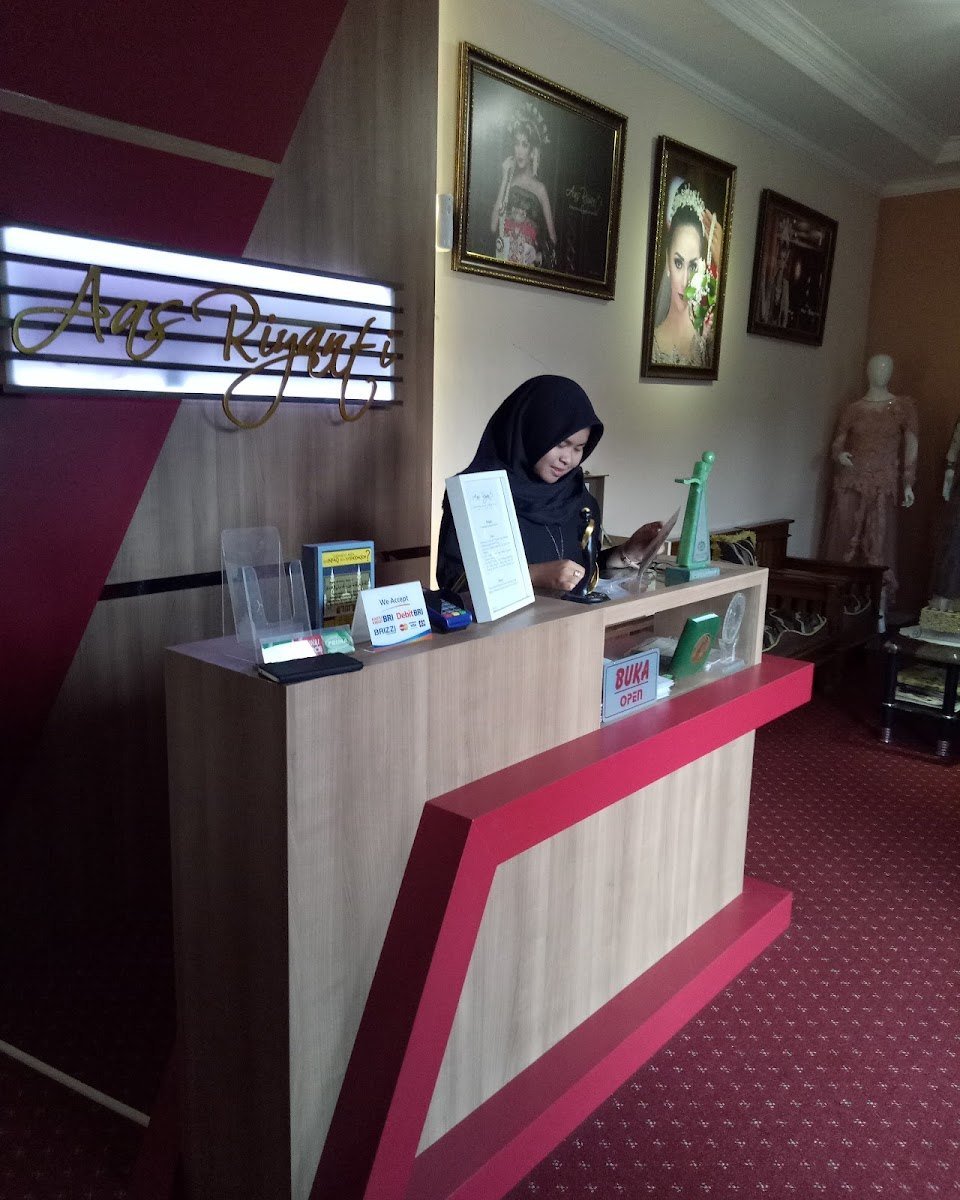 Logo Aas Riyanti Wedding Gallery & RWM WO