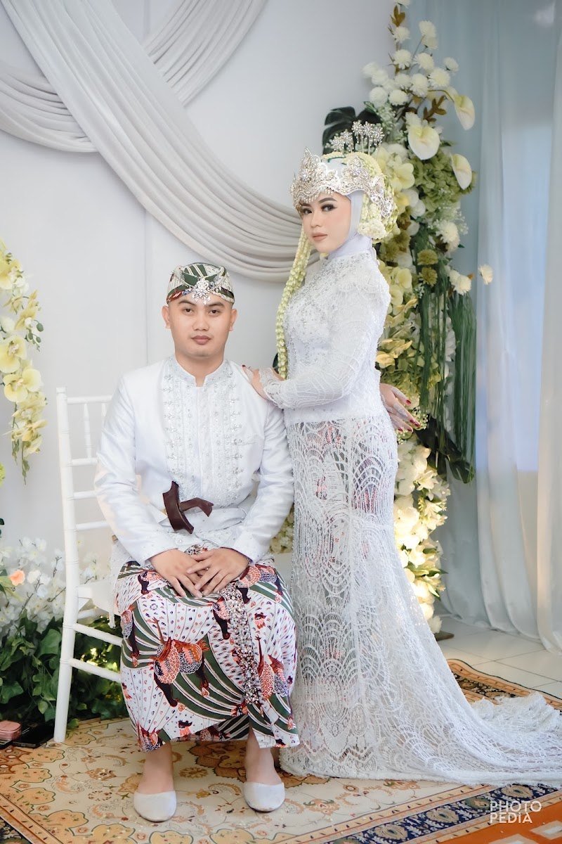 Logo Aden Wedding & Gallery