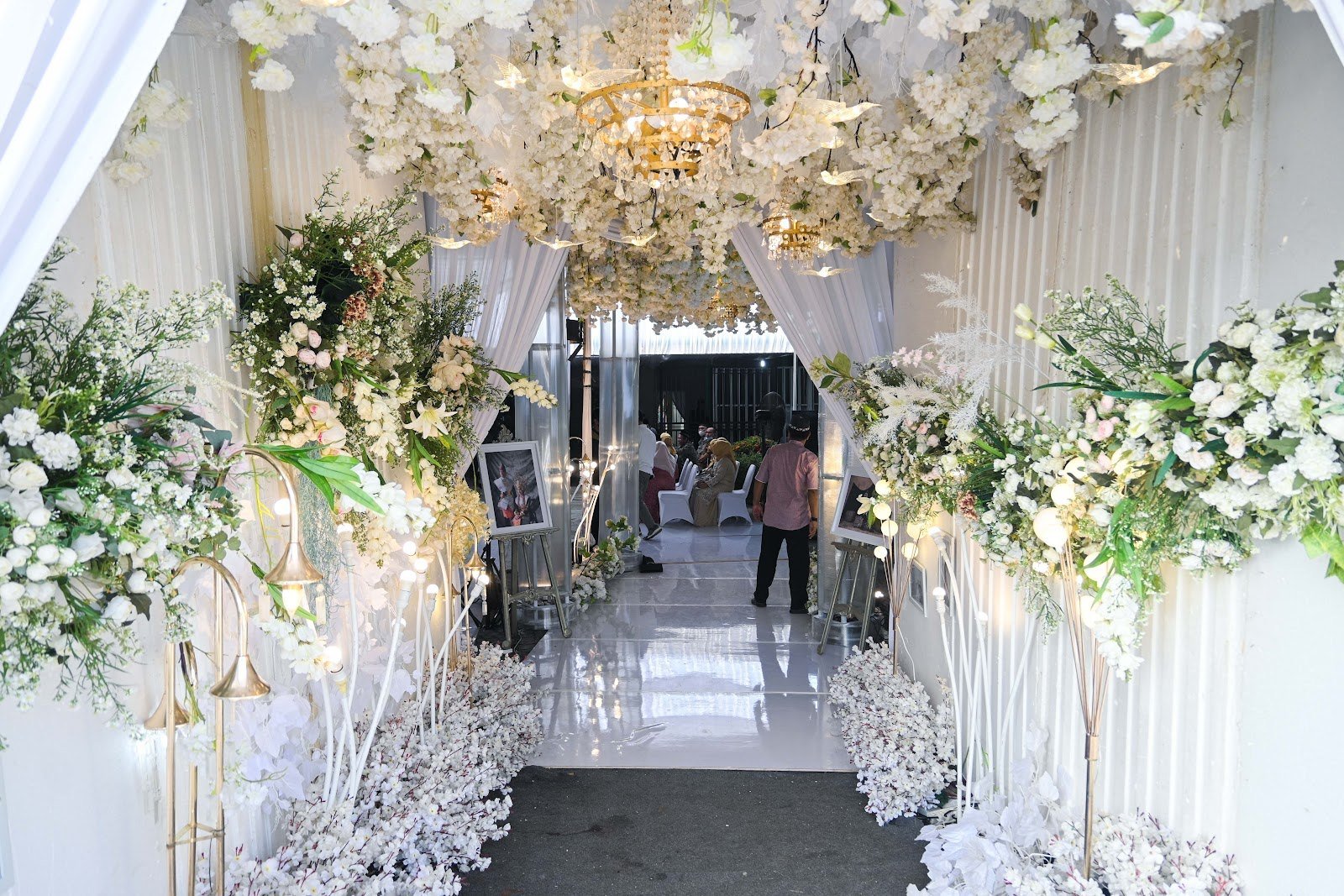 Aidi Decoration Official