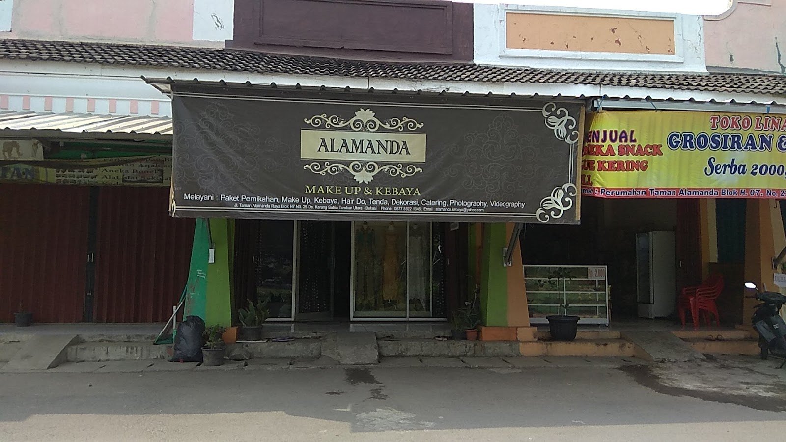 Logo Alamanda Make Up & Kebaya