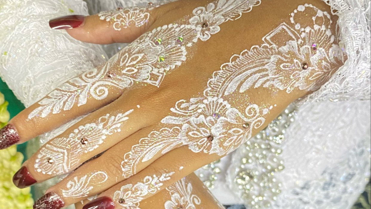 Alva Henna Art | henna padalarang | Henna Bandung