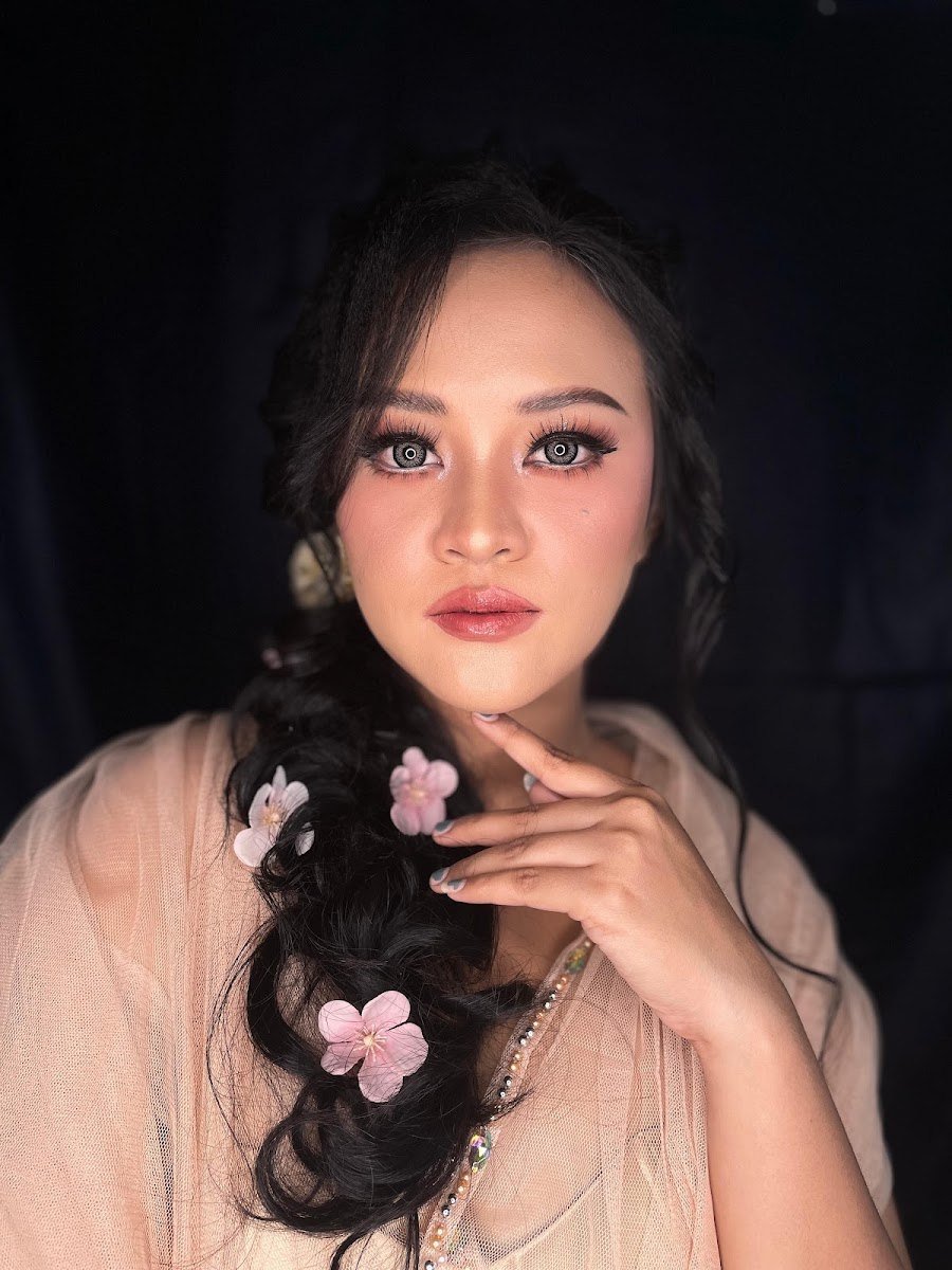 Amariliz Wedding Gallery (Sewa kebaya Dekorasi Tenda )