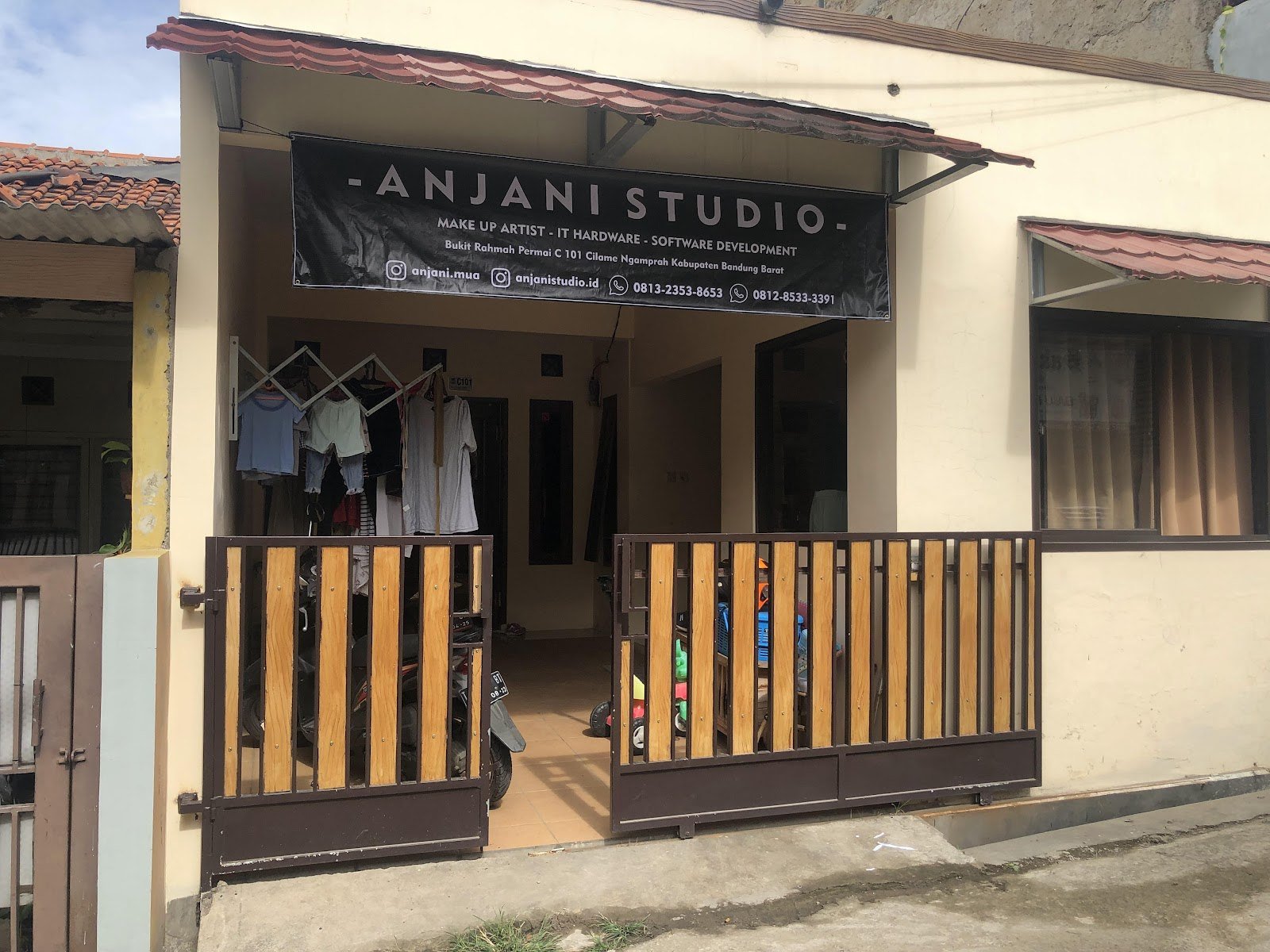 Anjani Studio - Make Up Artist