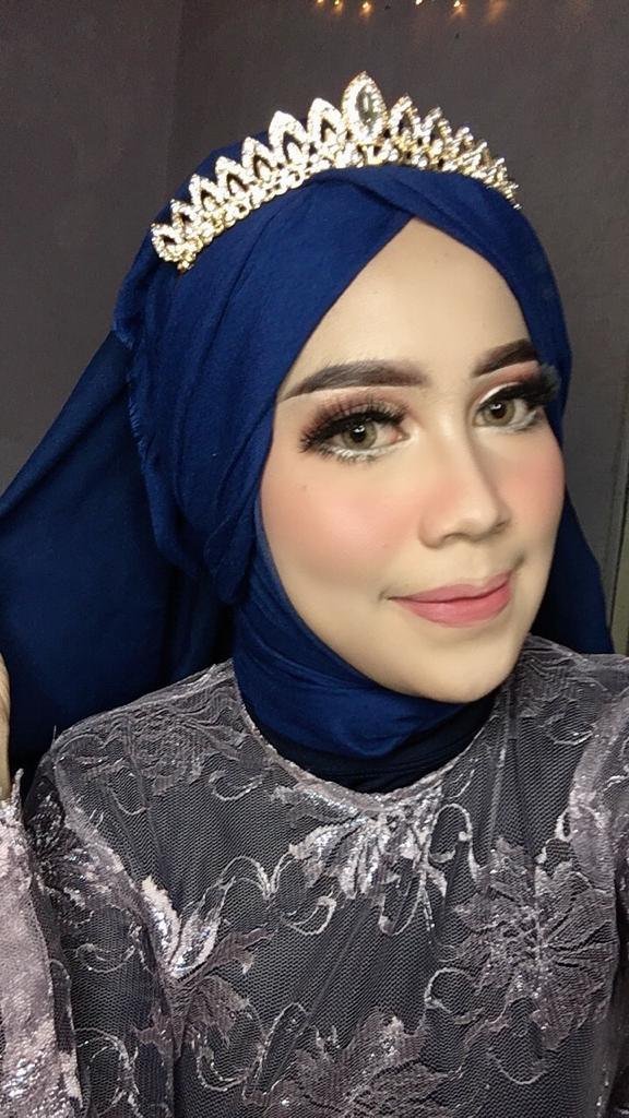Logo Aruna Makeup