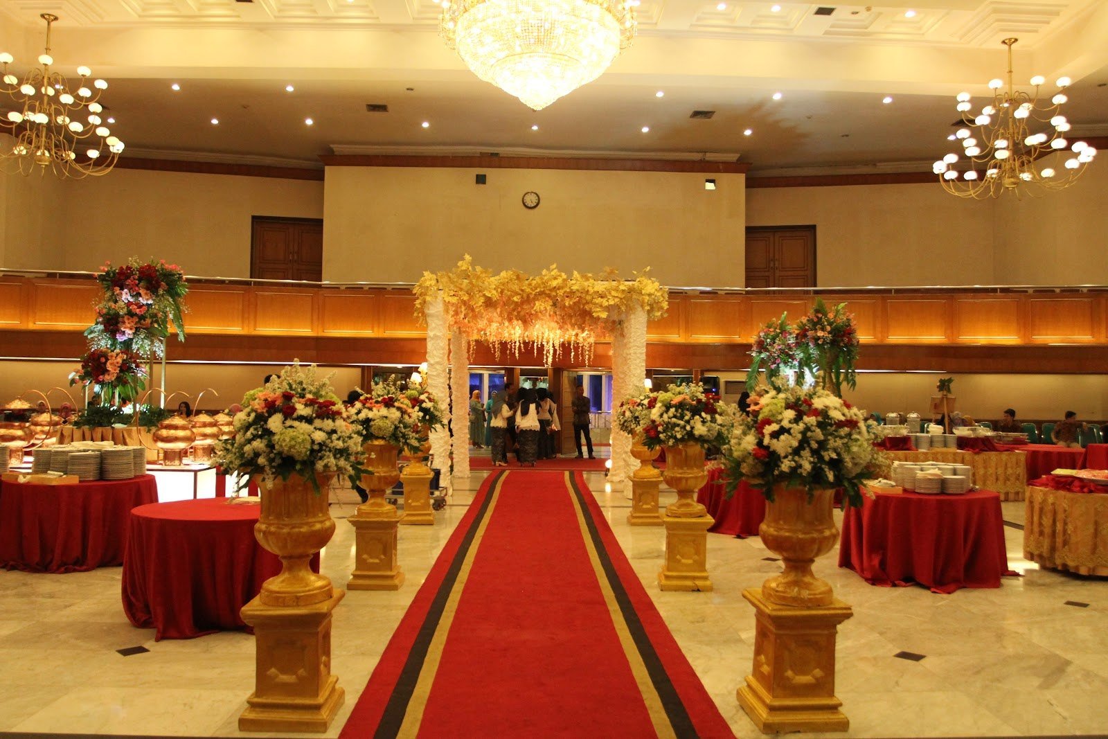 ATIH DEKORASI & RIAS PENGANTIN