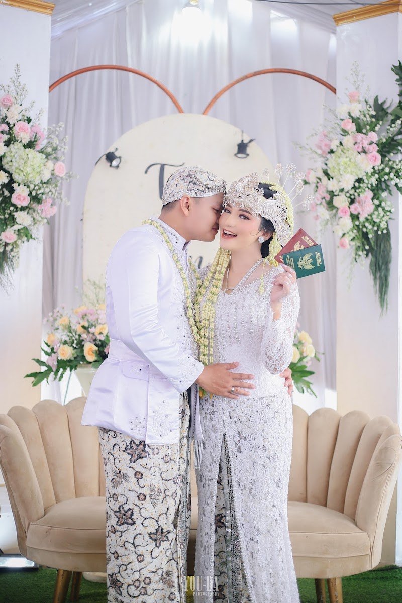 Logo ATIH DEKORASI & RIAS PENGANTIN