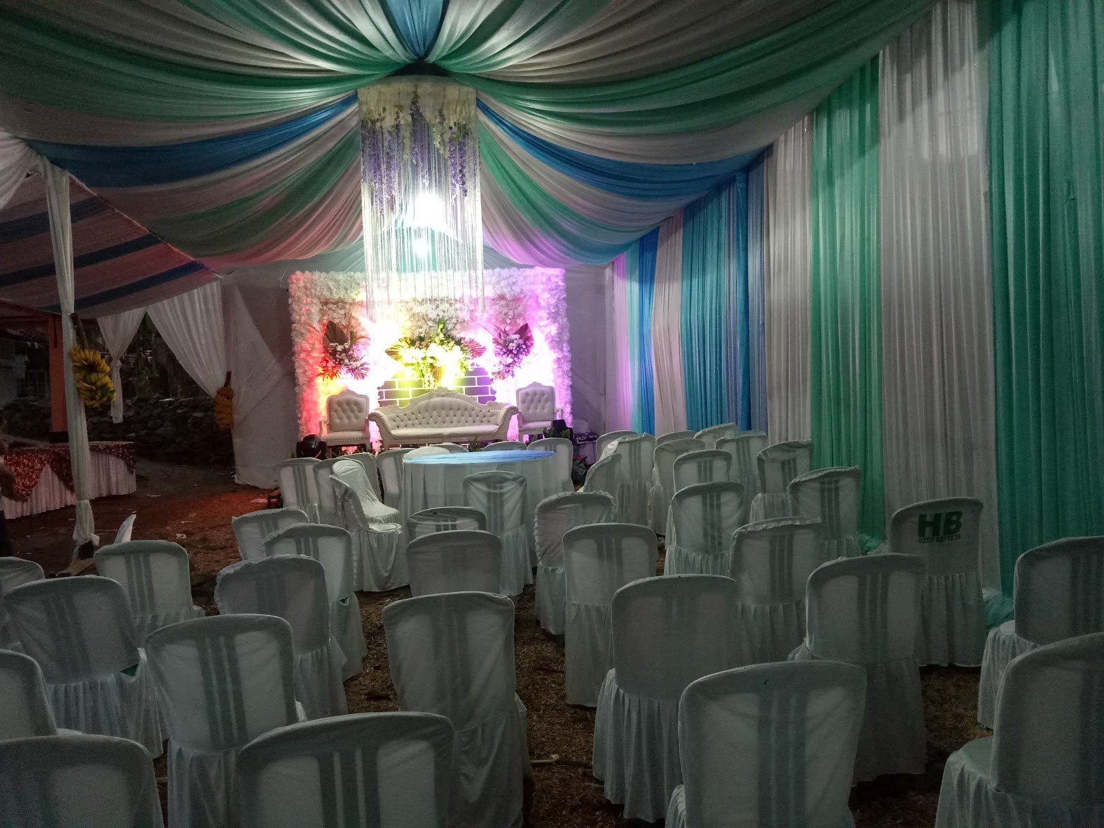 Logo DEDEH SALON DAN RIAS PENGANTIN