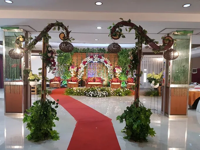 Brits Hotel Puri Indah - Foto 1