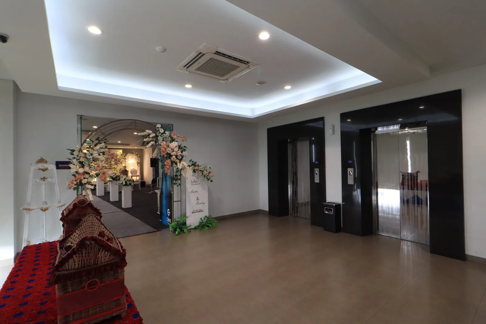 Cleo Hotel Jemursari - Foto 3