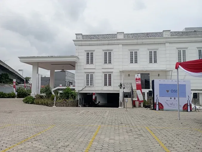 Logo Gedung Kutamara