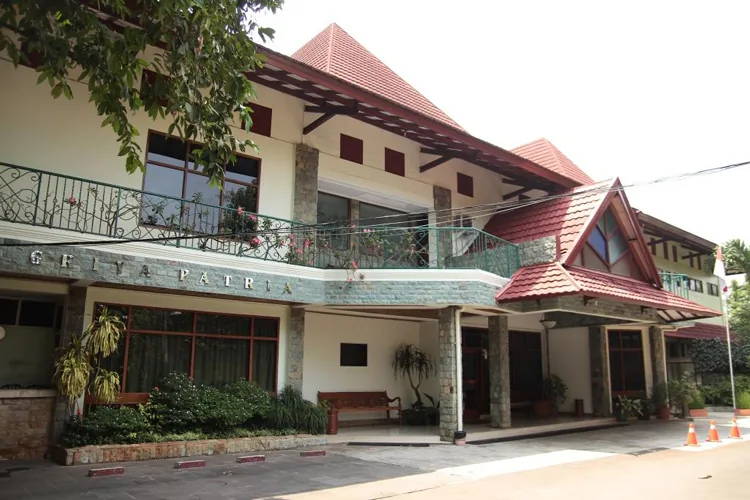 Logo Griya Patria Guest House