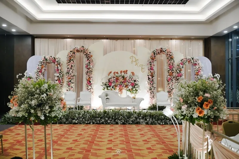 Heroca Ballroom Graha Mandiri - Foto 3