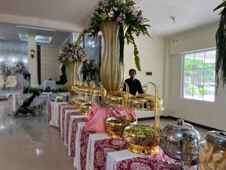 Logo Istana Rasa fidel tani Ballroom