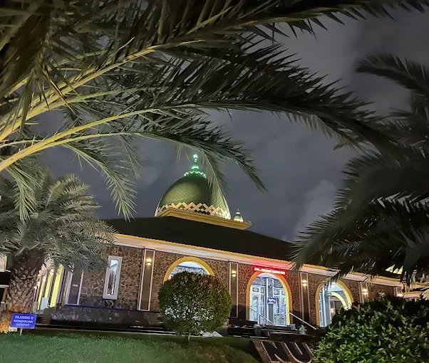 Masjid Al Mu'min Kelapa Gading - Foto 1