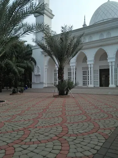 Masjid Tazkia Andalusia Sentul - Foto 3