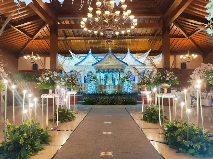 Savero Hotel Depok - Foto 1