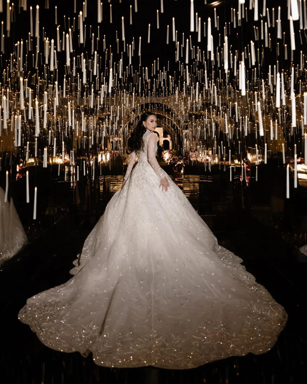 Menggali Keanggunan: Apa Itu Couture Wedding Dress dan Perbedaannya dengan Gaun Pengantin Biasa