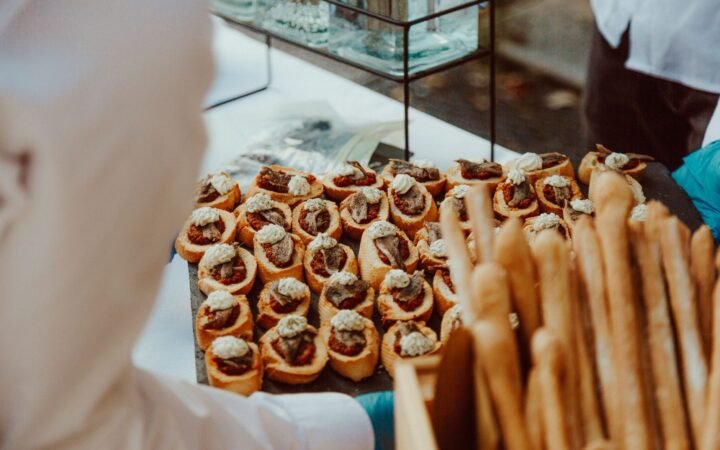 Menilai Kualitas Layanan Catering Melalui Sesi Food Tasting Sebelum Pernikahan