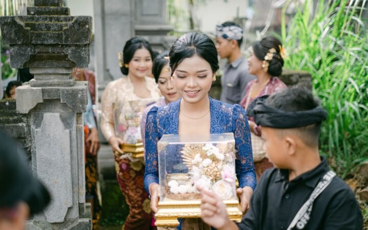 Panduan Praktis Calon Pengantin: Panduan Praktis Cara Menilai Portofolio Undangan Pernikahan di