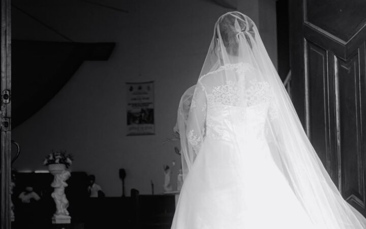 Panduan Praktis Calon Pengantin: Panduan Praktis Panduan Mengonfirmasi Ruang Lingkup Busana