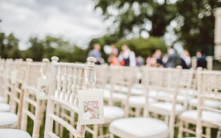 Tips Menyelaraskan Tema Dekorasi Wedding dengan Pilihan Menu Catering Utama